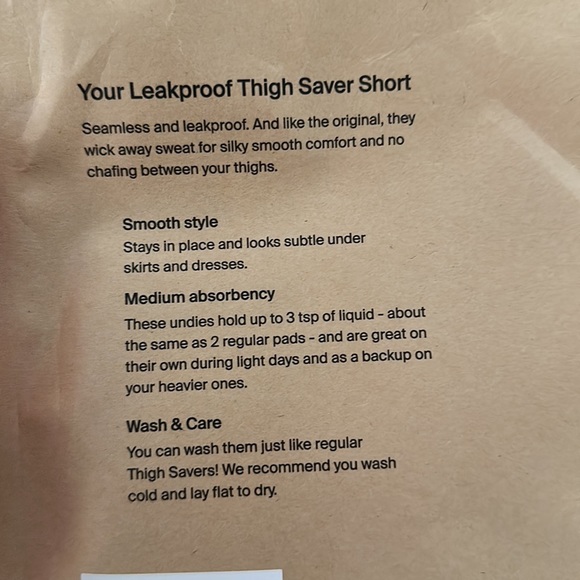 Knix leakproof thigh saver short in papaya leopard size xxxl - Picture 5 of 5